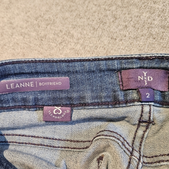 NYDJ Leanne Boyfriend Jeans Mid-rise Denim Cuffed Pants size 2 - Picture 9 of 9
